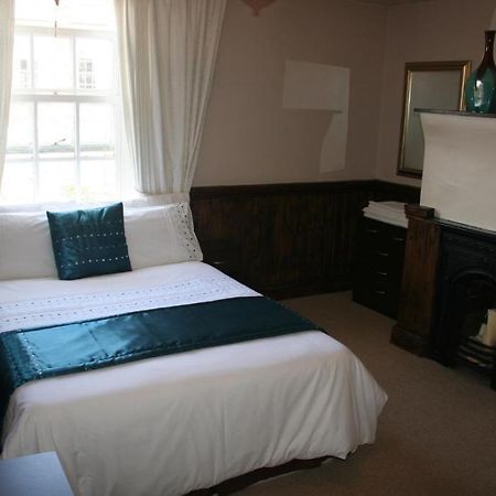 The Red Lion Hotel Chester Room photo
